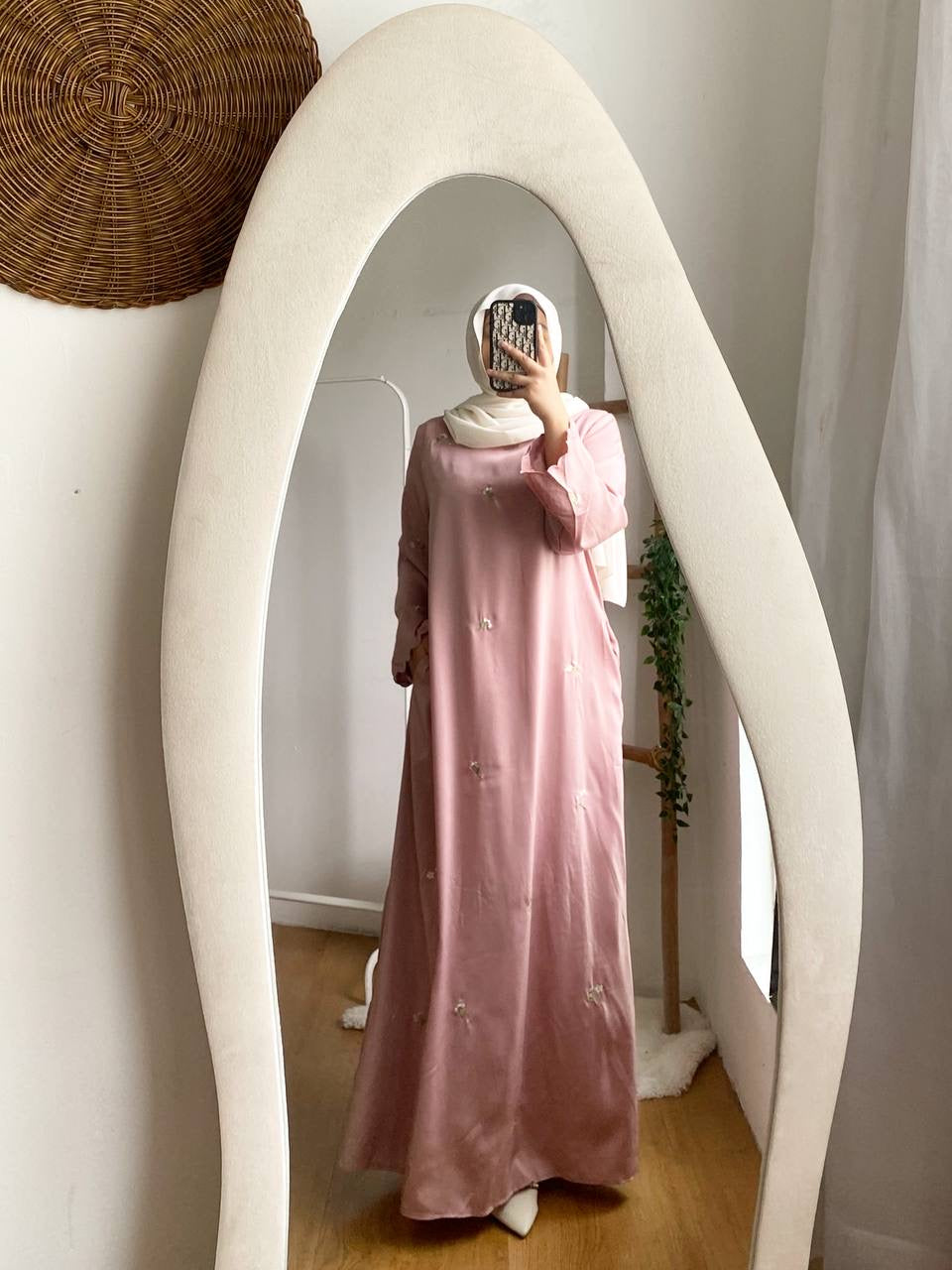 [INSTOCK] Jehan Embroidery Abaya