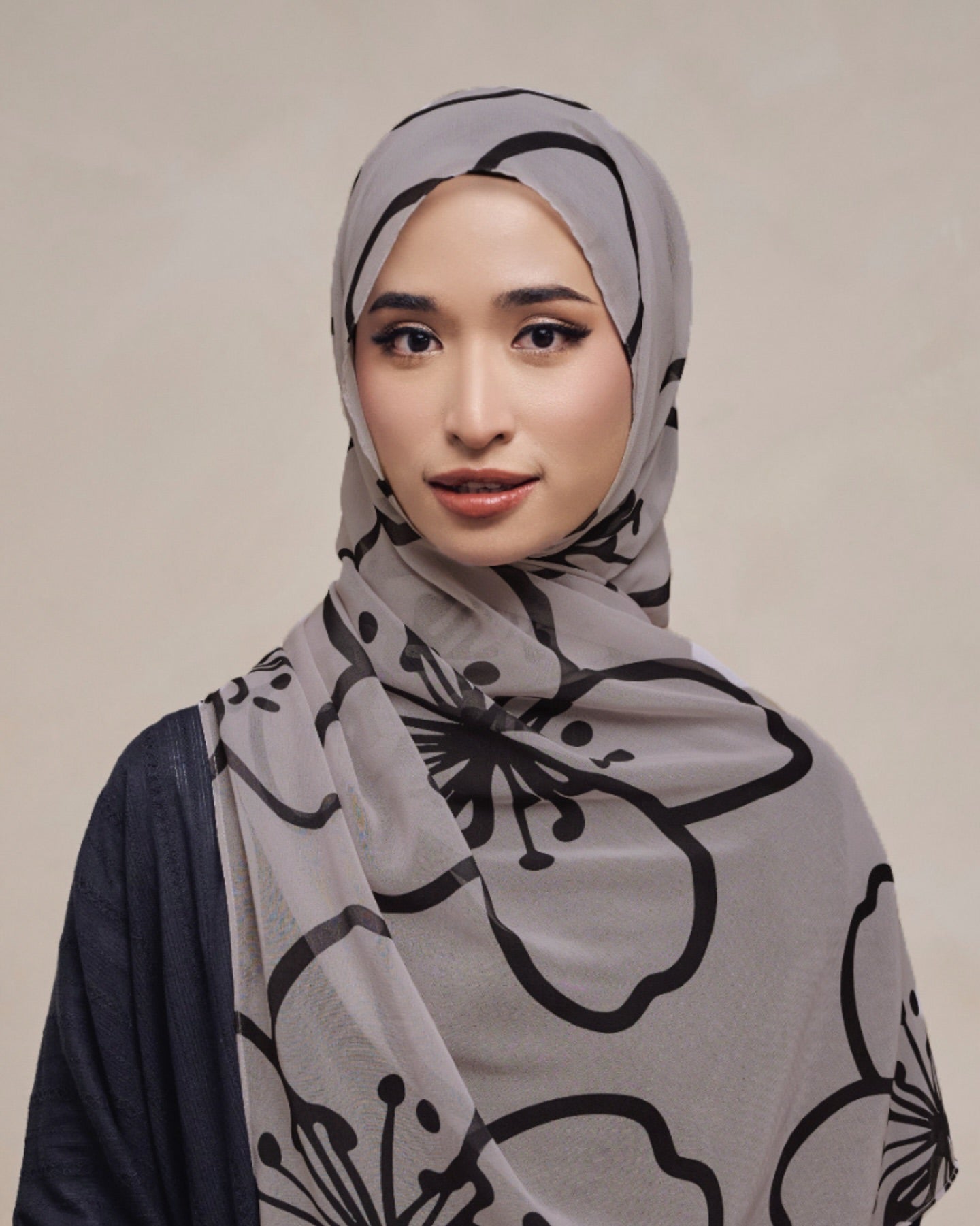 [PO] Elsie Instant Shawl / Bawal w Inner