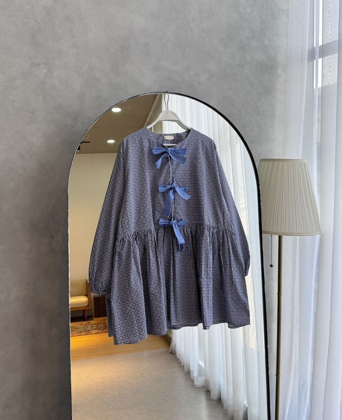 [INSTOCK] Safiya Ribbon Blouse - LAST PIECE