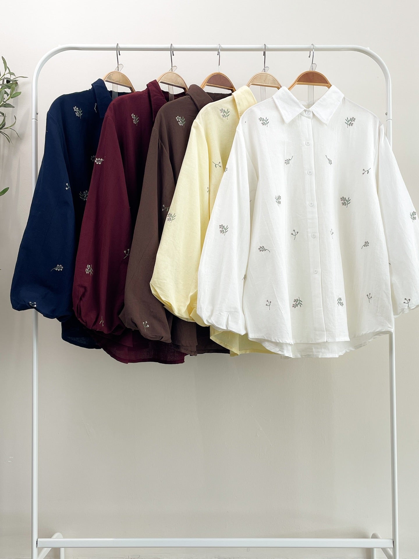 [PO] Noor Embroidery Shirt