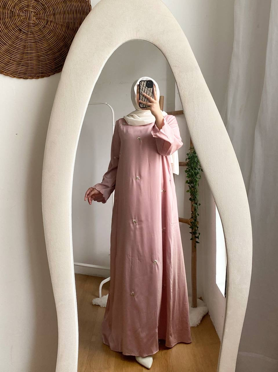 [INSTOCK] Jehan Embroidery Abaya