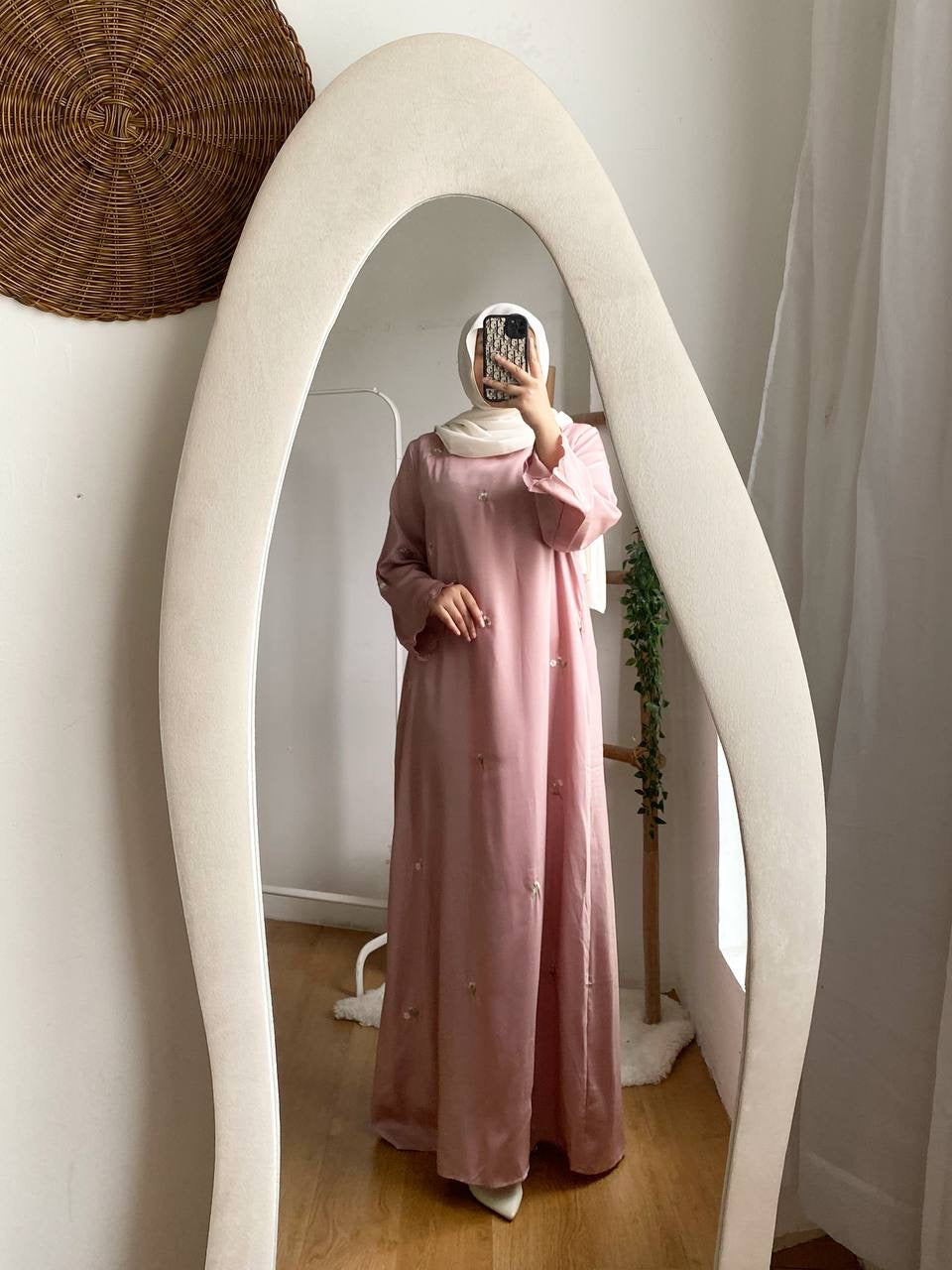 [INSTOCK] Jehan Embroidery Abaya